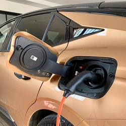 Véhicule en charge