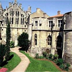 9c14714b-3d47-4784-bfec-7838d909de06-photo-around