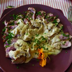 Magret de canard aux cèpes
