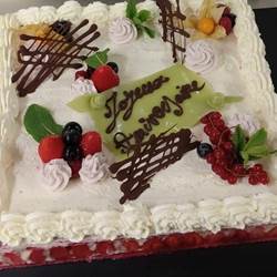 Gateau Anniversaire Maison