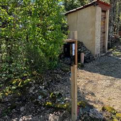 Prise de recharge avec emplacement