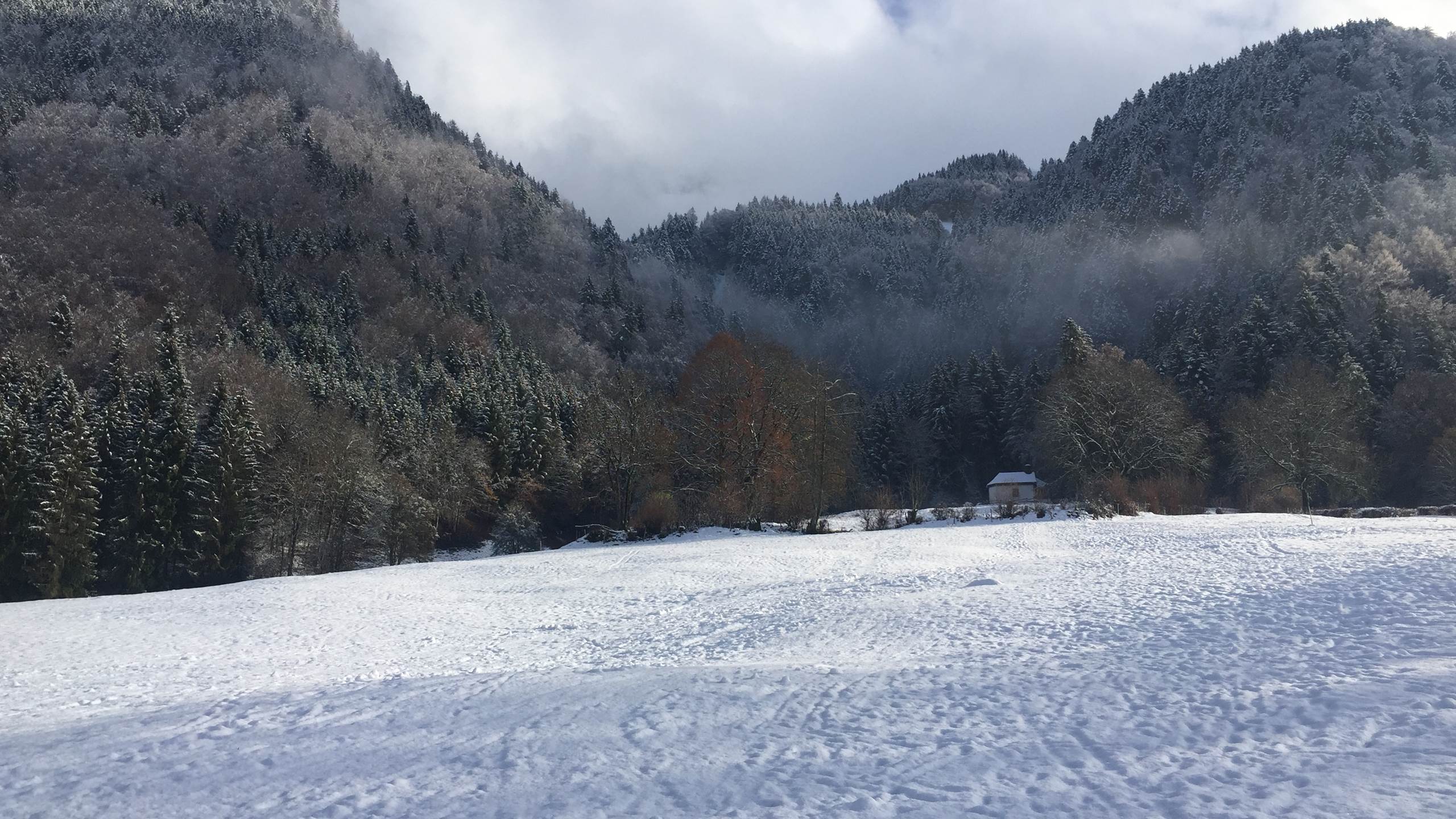 Neige autour du village