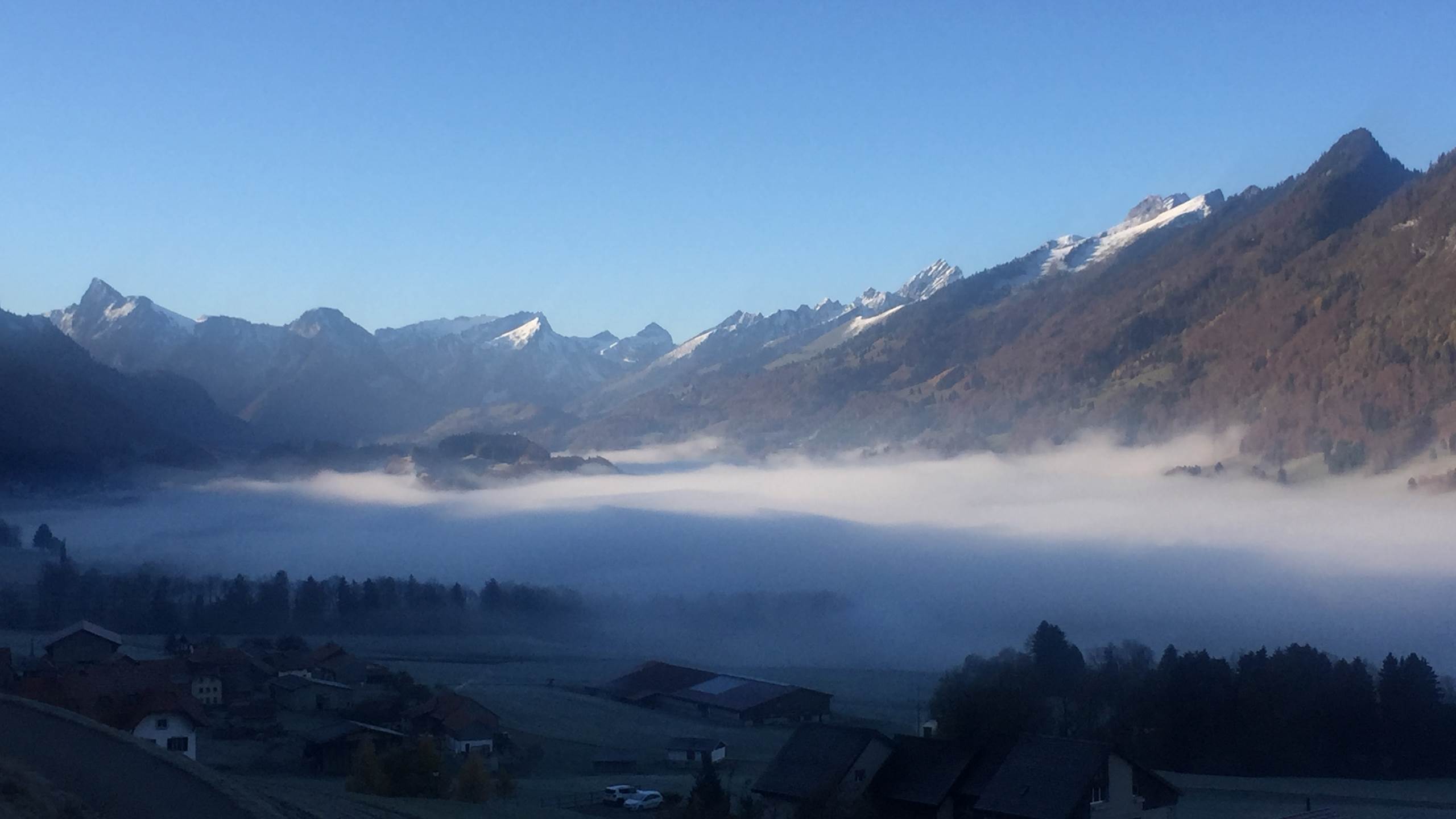 Vue sur vallée Intyamon