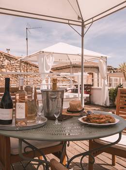 I just discovered the stunning rooftop