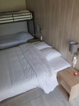 HÔTEL-RESTAURANT-LE-CHEVAL-BLANC-Chambre-quadruple-lit-double