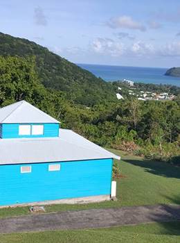 Ti-Kaz, en pleine nature.