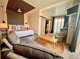 La Villa des Cannes Suite SARKARA 006