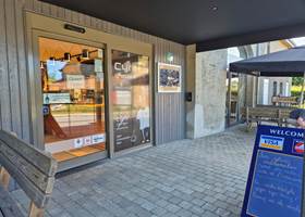 Façade de la boutique Cyril Chocolat à Samrée