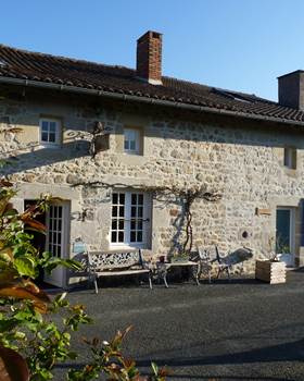 Lo Maïsou - Le gîte de la Vieille Maison de Pensol
