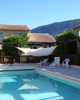Piscine extérieur chauffée