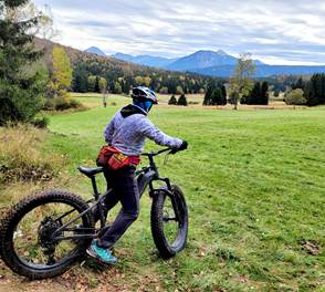 Circuit VTT électrique dans les alpages du lac mariet - massif des Bauges