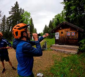 Activité montagne pour un groupe EVG à Annecy