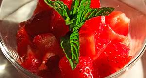soupe de fraises du jardin !