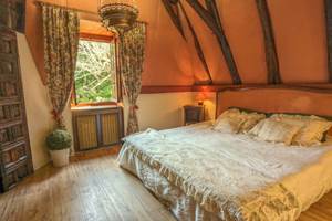 Chambre Terre Rose Bonfarto Locations Urval