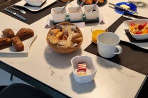 petit dejeuner Les Moineaux de Crussol