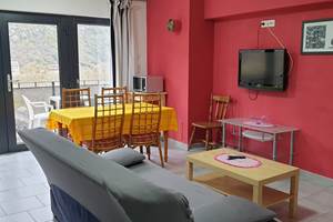 Appartement 2ème Étage avec Balcon 4+2 Pers - séjour SAM