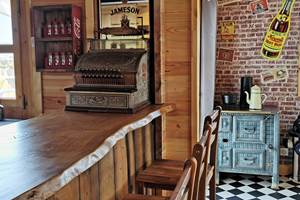 comptoir bar "saloon" chalet Ouessant 5 personnes