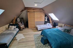 chambre avec 2 petits lits supplémentaires possible