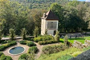 GîtedecharmeAnnecyHébergementGeneveChâteaudeMarignaLocationGîtepiscineruralSéjournaturehistoriqueJuraLocationvacancesmontagneskimedievaljardin
