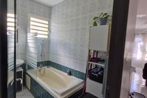 T2 Le frangipanier, salle de bain