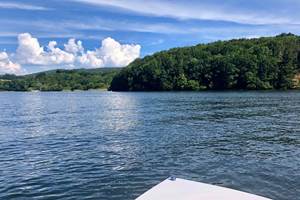 Bateau sur le lac