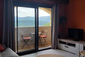 faadf7f9-5bd2-4fdf-b8d4-3b4f5085741c