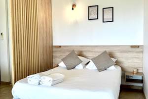 LOU BEL AZUR - APPARTEMENT SEJOUR VACANCES COTE D'AZUR SAINT LAURENT MDU VAR