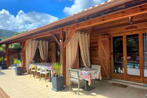 La terrasse des chambres Asco et Golo
