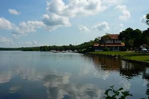 Les RIves du Lac de Léon