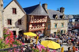 Le marché de Saint-Renan, ville médiévale animée et typique pour une expérience authentique au bout du Finistère