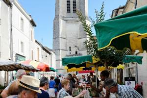 marché_saint_astier_local_gastronomie