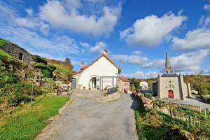 Gite la belle du clocher St pardoux d'arnet proche Crocq Terra Aventura