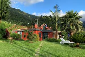 Maison vue du jardin -House seen from the garden