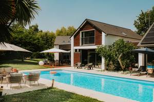 CHAMBRES D'HOTES LES ARBRES ROUGES