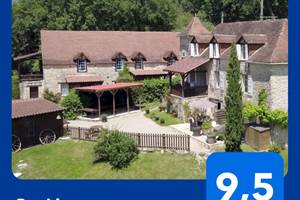 Traveller Review Award