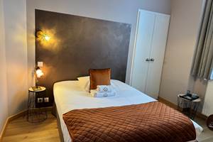 Chambre individuelle de l´hôtel de charme de Quimperlé.jpg-presta