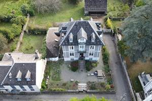 Villa Gracieuse exterior drone