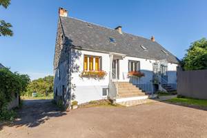 Le gîte vu de la cour