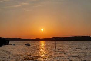 Coucher de soleil sur le lac de Léon