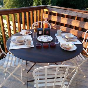 Repas sur la terrasse
