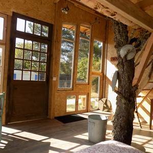 cabane de la Guerre des Boutons - intérieur