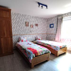 La chambre du rez aux sommiers électriques