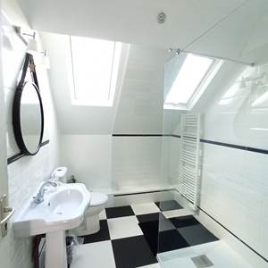 Salle de bain en haut
