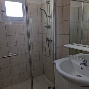 ETANG VALLIER RESORT GITE CLASSIQUE SALLE DE DOUCHE