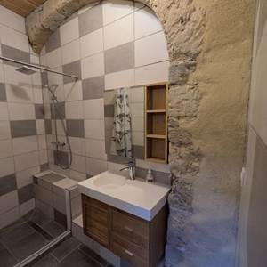 Gallery_1695483843847