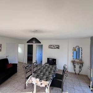 Pièce de vie spacieuse idéale pour des vacances en Dordogne-special-offer