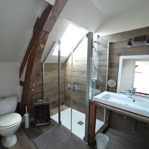 Gîte salle de bain en haut