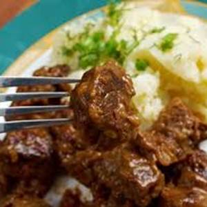repas avec des produits locaux, issus de l'abbaye
