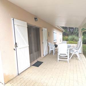 ETANG VALLIER RESORT TERRASSE VILLA CHARENTAISE