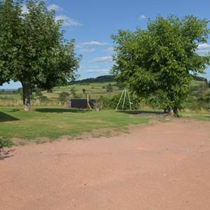 Vue Jardin et table de ping-pong